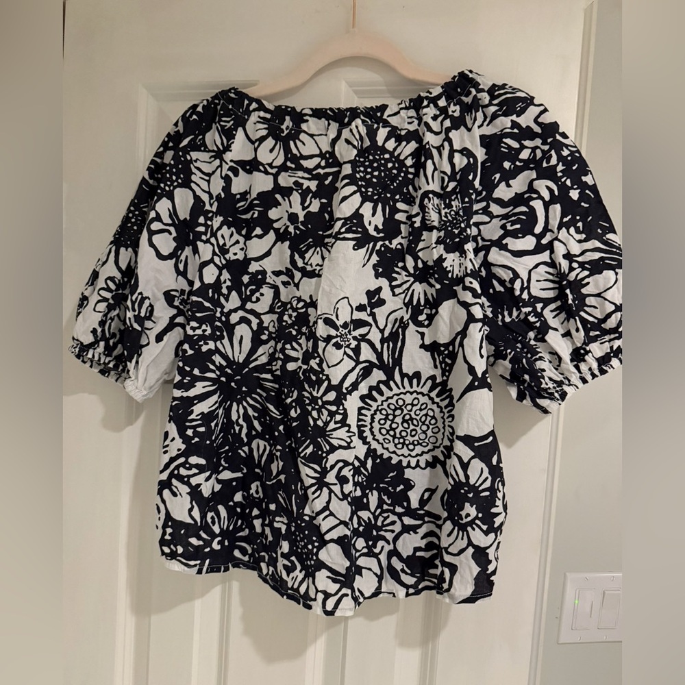 Velvet by Graham &. , 100% cotton, short-sleeve blouse, Boho, black &white, xs
